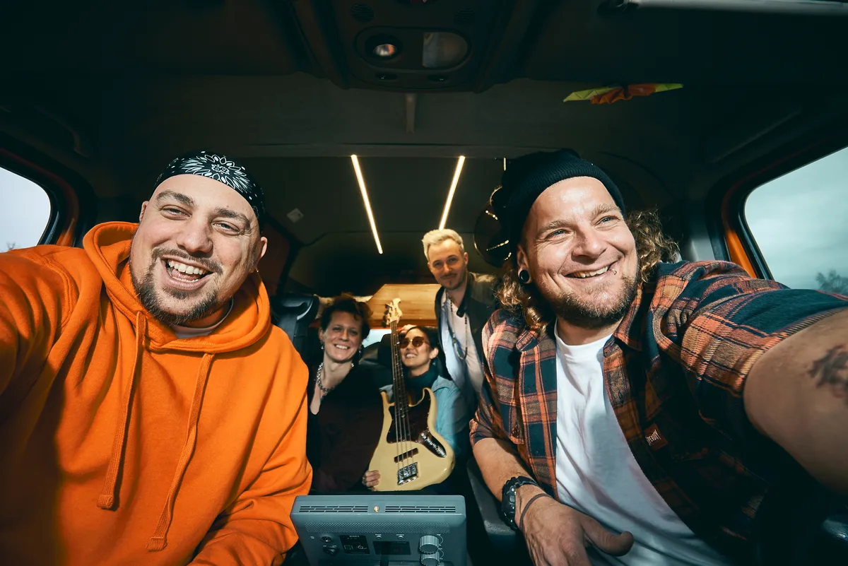 Die gute Stimmung zwischen den Fründe ist das A und O. Die Band Fründe.